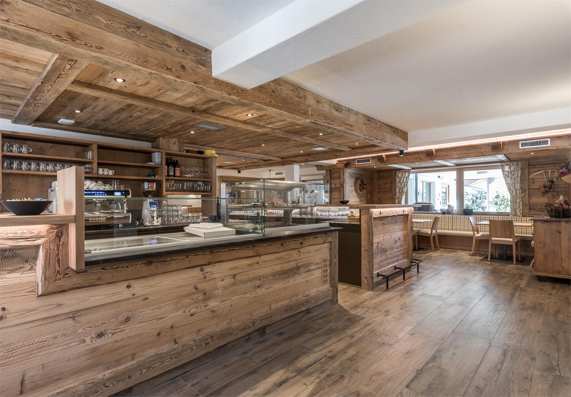 Hotel B&B Bar Feldmessner Bruneck/Brunico 5 suedtirol.info