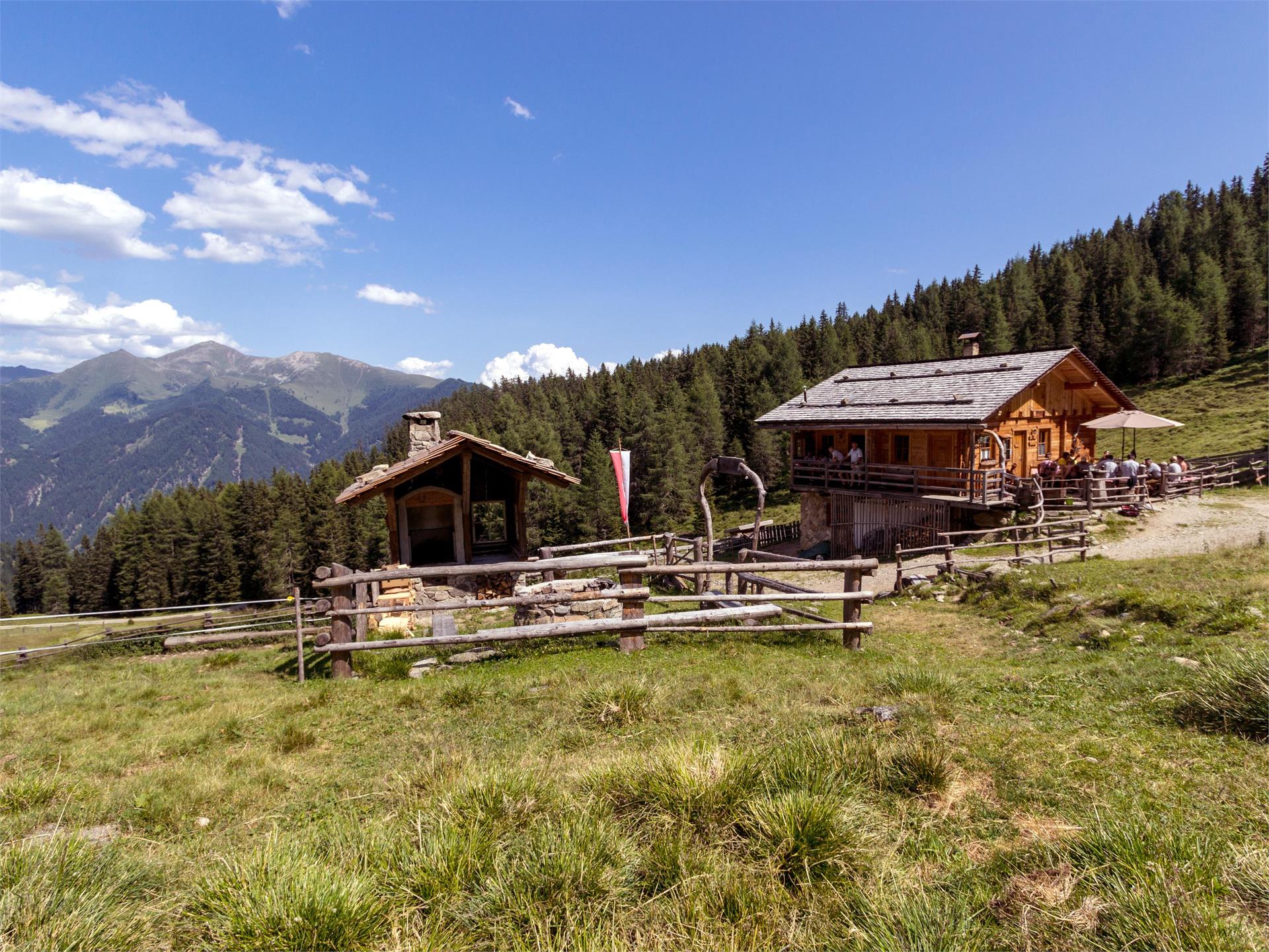 Houfa Hitte 1883 m Valle di Casies 1 suedtirol.info