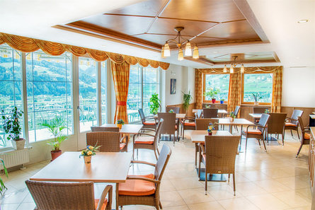 Hotel Restaurant Sonnenheim Pfitsch/Val di Vizze 6 suedtirol.info