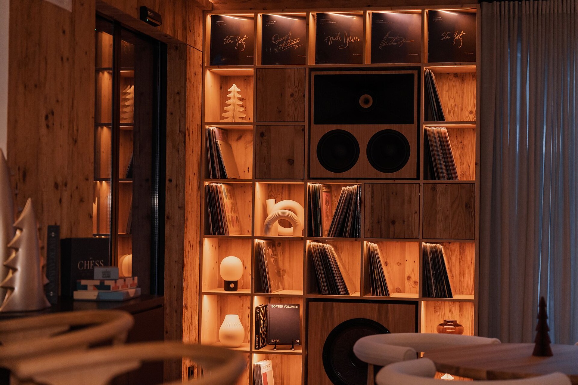 B-Side Alpine Hi-Fi Listening Bar - Dolomitenregion Alta Badia - #4 - suedtirol.info