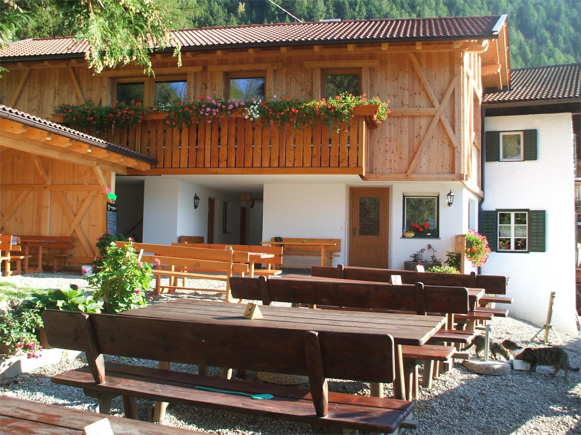Hofschank Brandhof Naturns 1 suedtirol.info