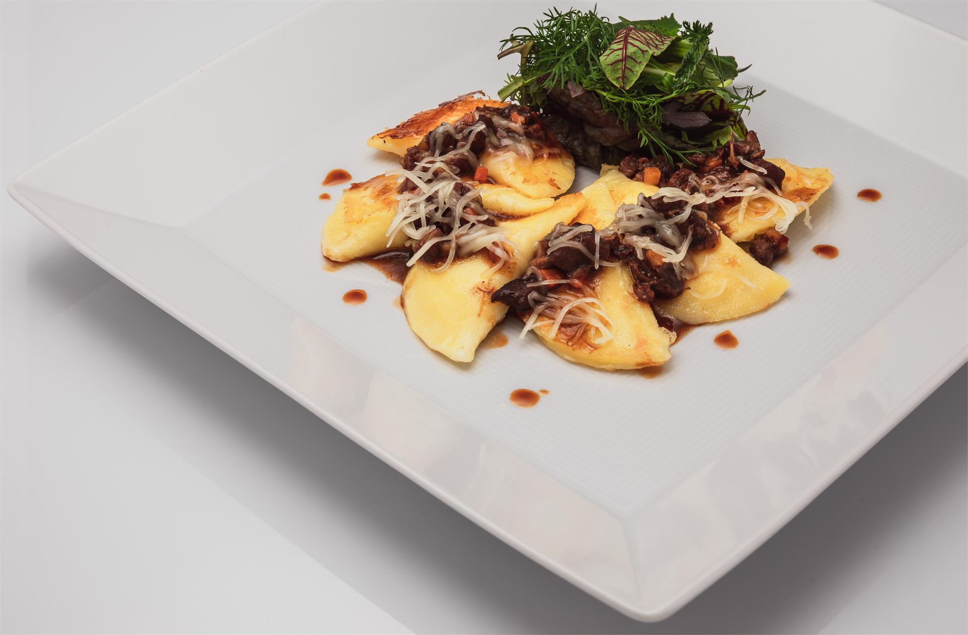 Hotel Bischofhof – Bistro Jasmin Klausen 4 suedtirol.info