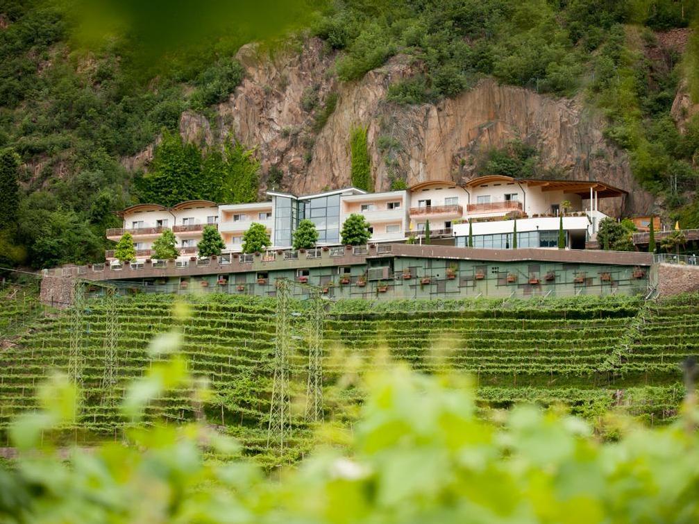 Hotel Ristorante Eberle Bolzano/Bozen 1 suedtirol.info