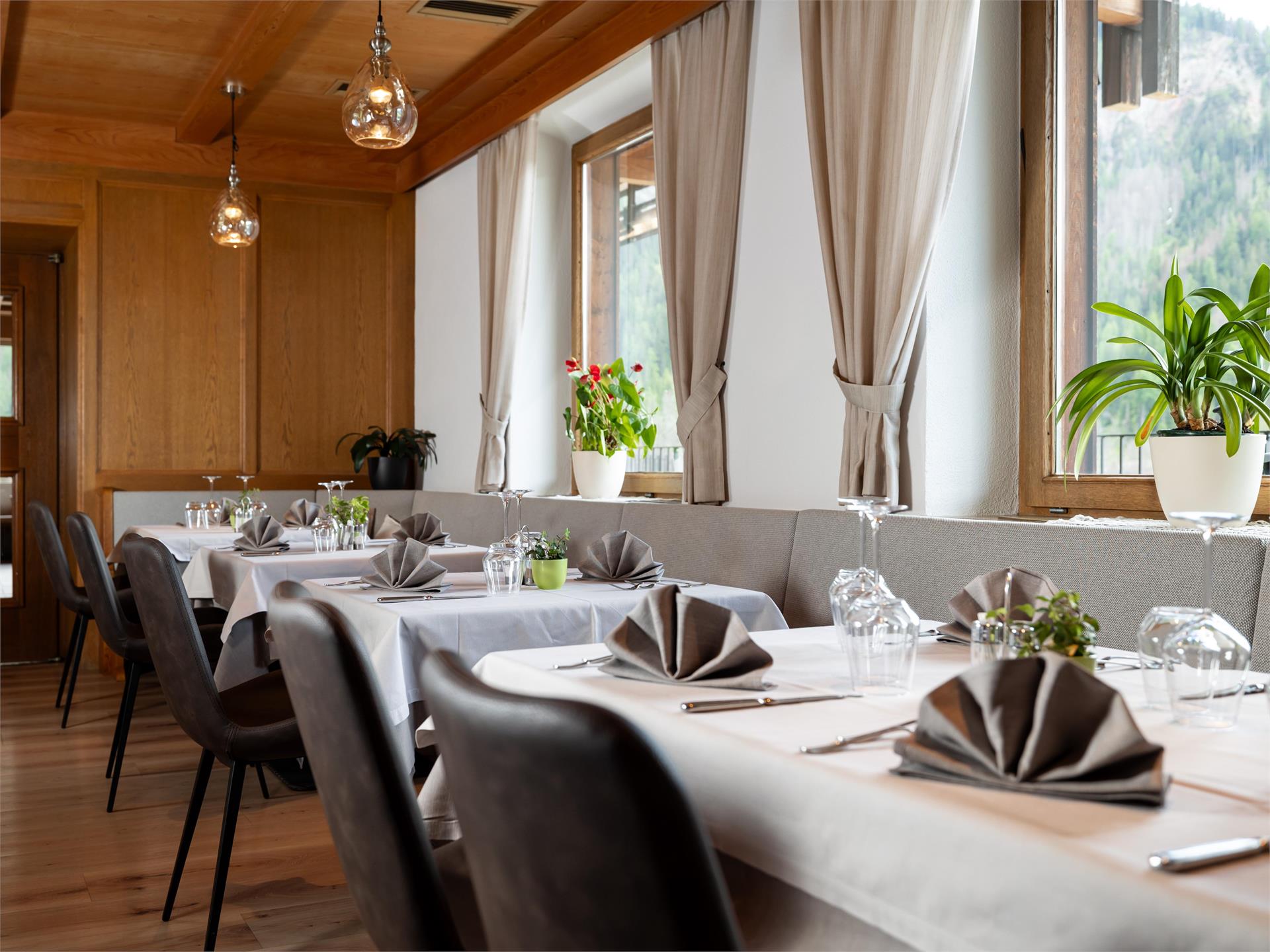 Hotel Alpenrose Dolomites La Val 1 suedtirol.info