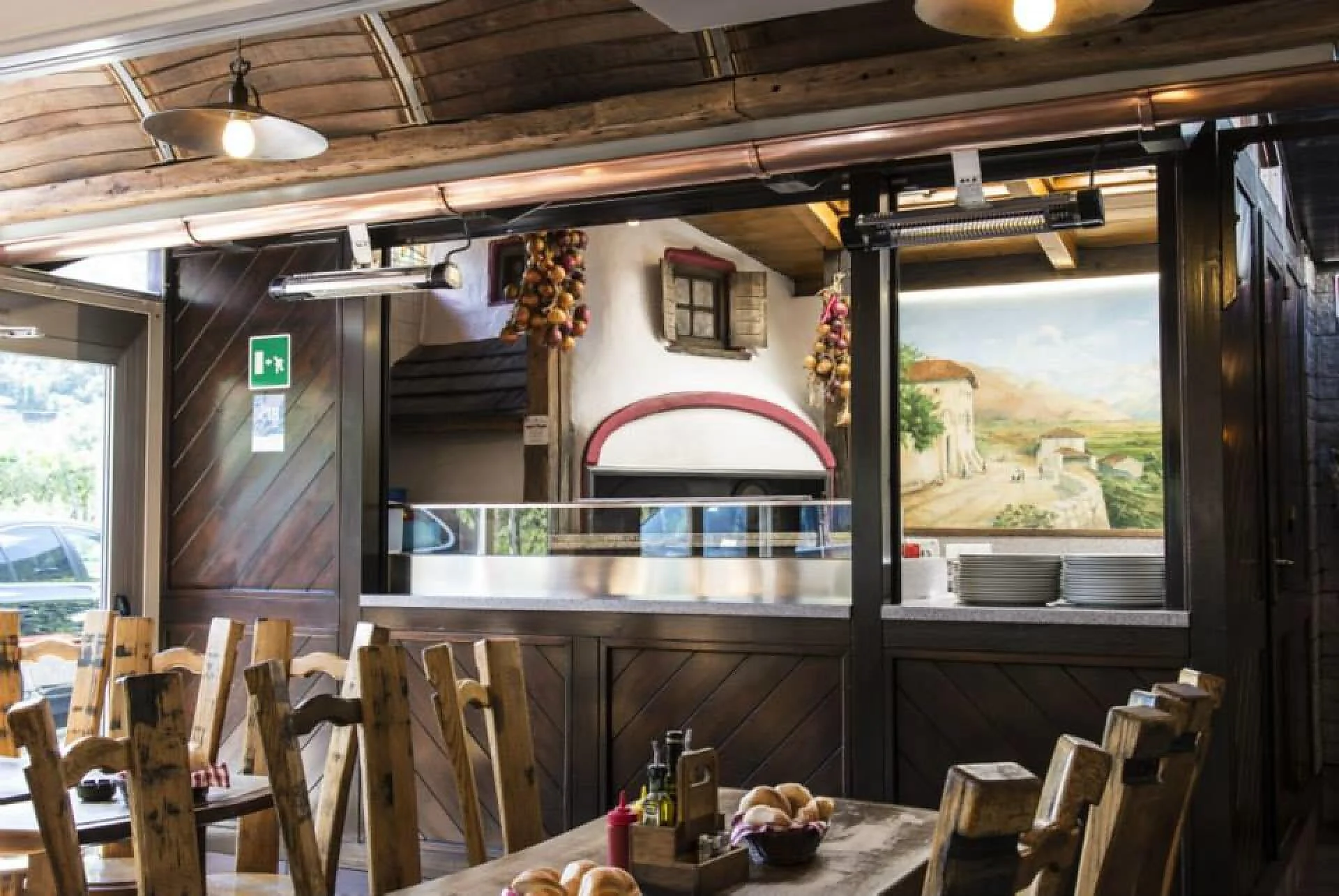 Imbiss Pizzeria Restaurant Kampill, Piani di Bolzano/Bozner Boden - Reserve  your seat now | South Tyrol, image size:1920x1284