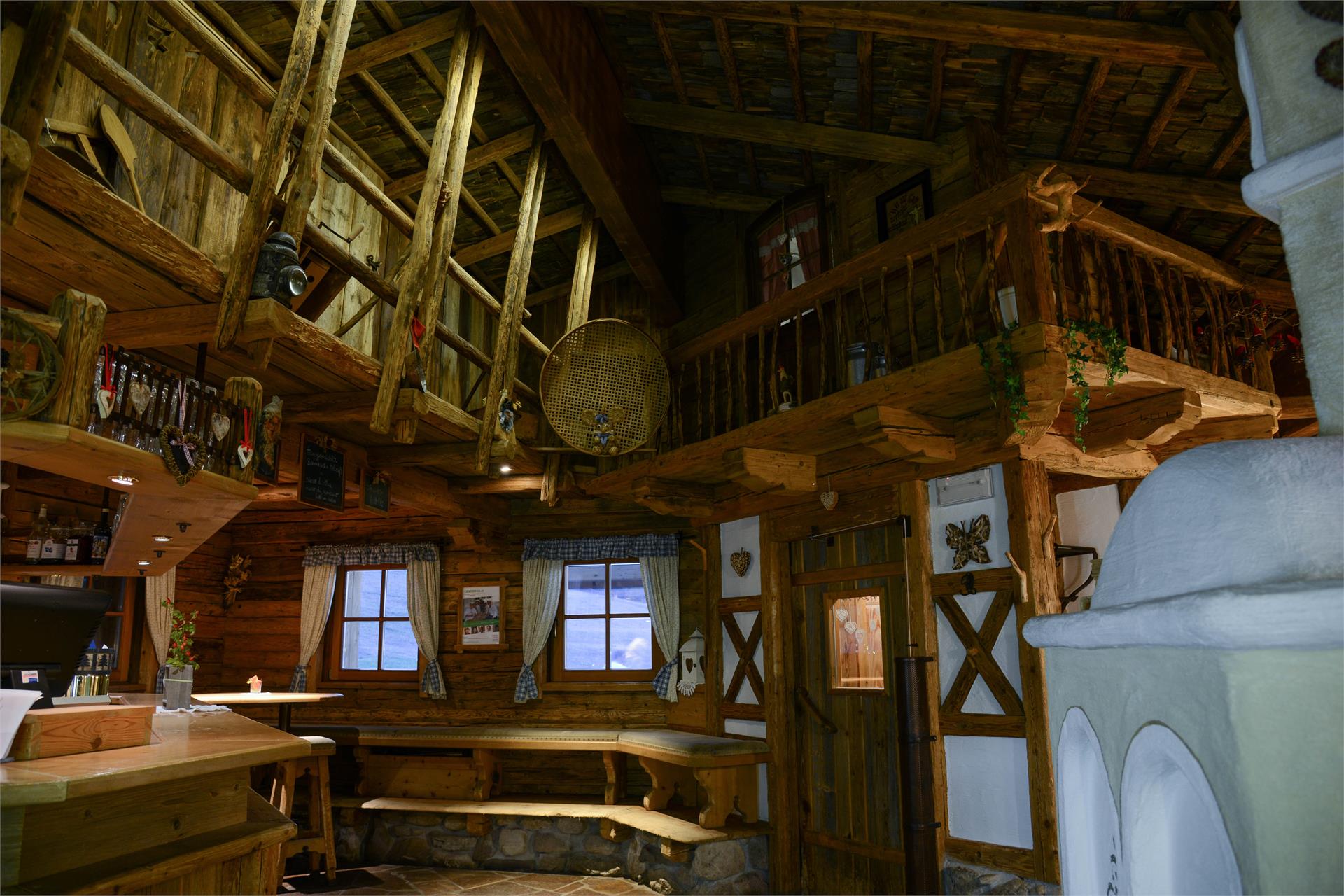 Jorahütte / Rif. Jora Innichen 7 suedtirol.info