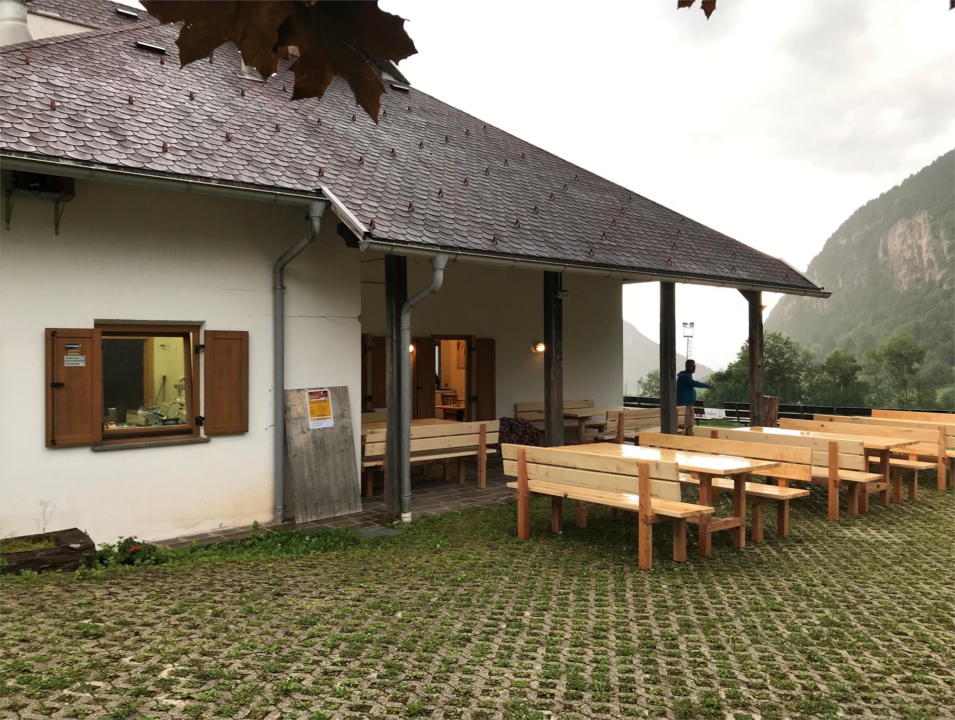 Jausenstation Sportbar Runggen Truden 3 suedtirol.info