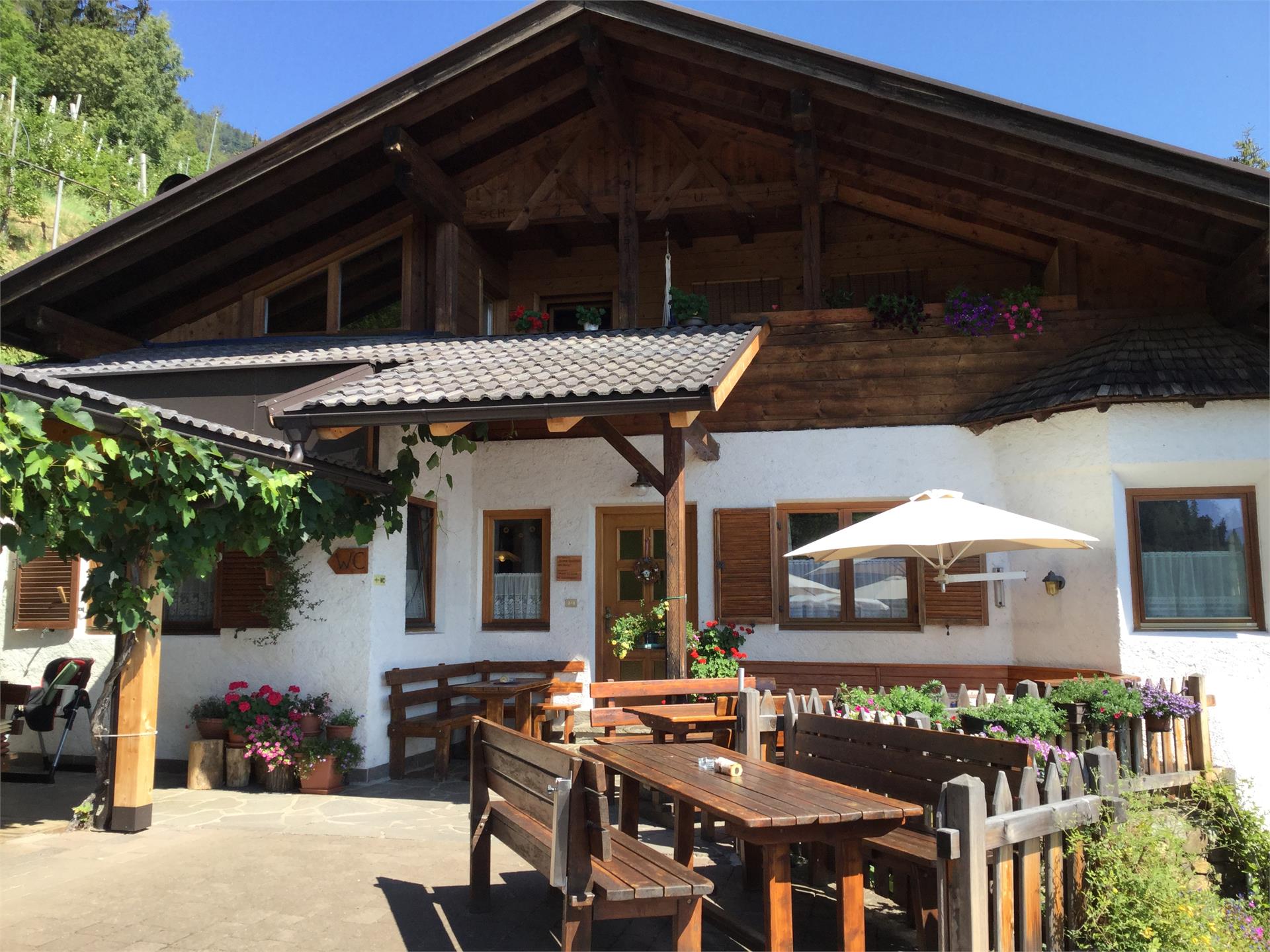 Jausenstation Hoferhof Tscherms/Cermes 1 suedtirol.info