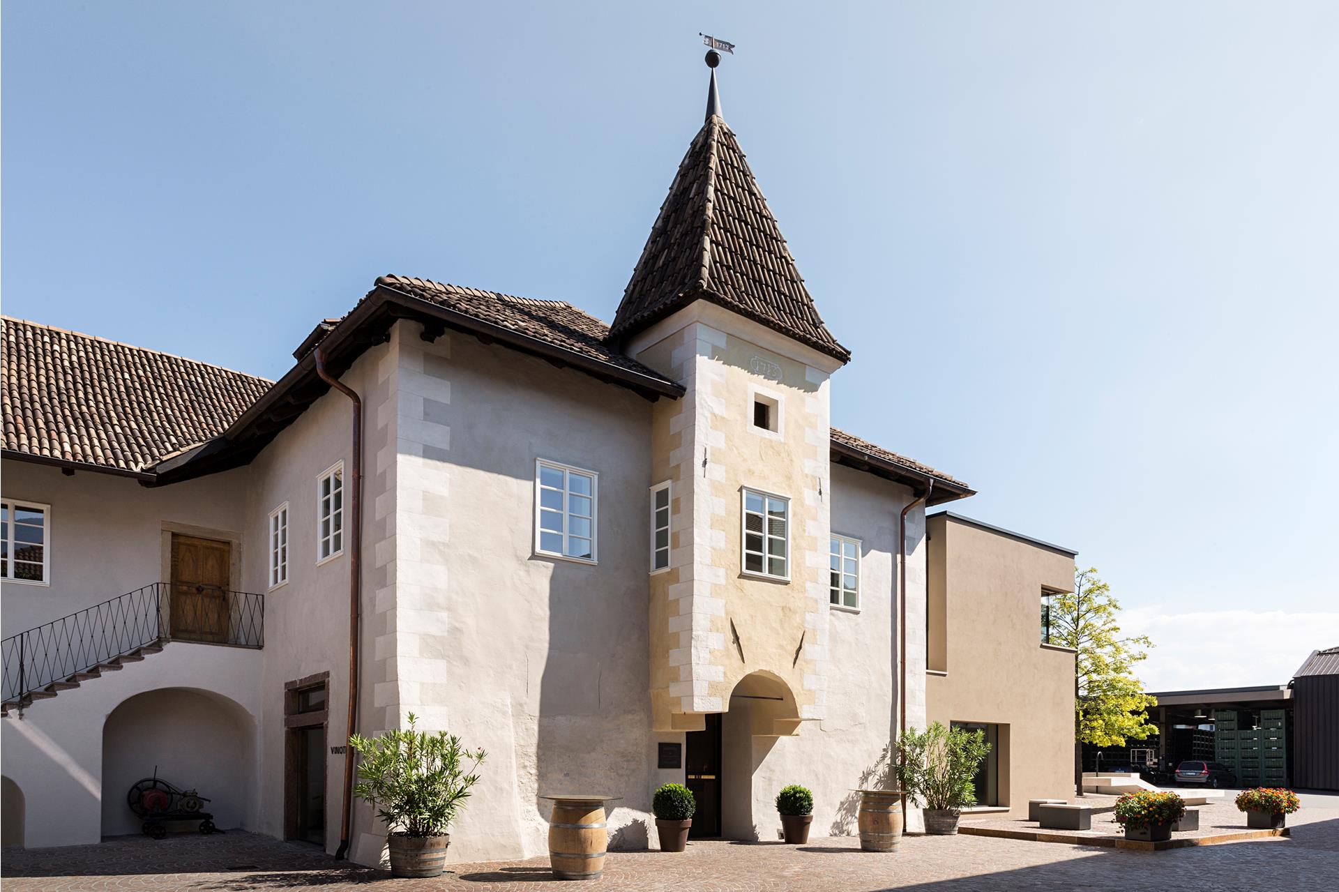 Cantina Girlan Appiano sulla Strada del Vino 1 suedtirol.info