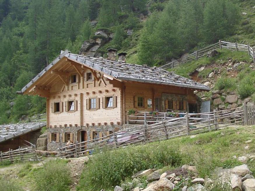 Kirchberg Alm Ulten/Ultimo 1 suedtirol.info
