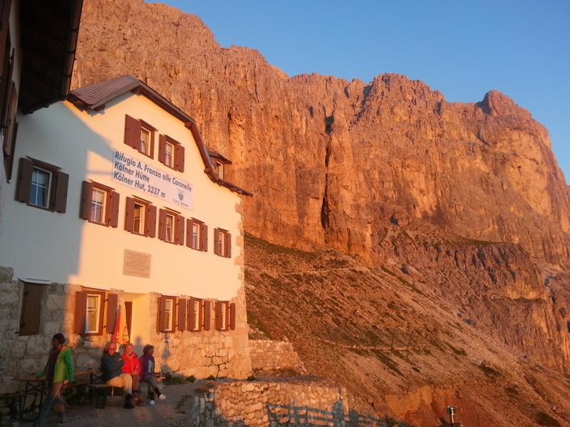 Kölner Hut Welschnofen/Nova Levante 1 suedtirol.info