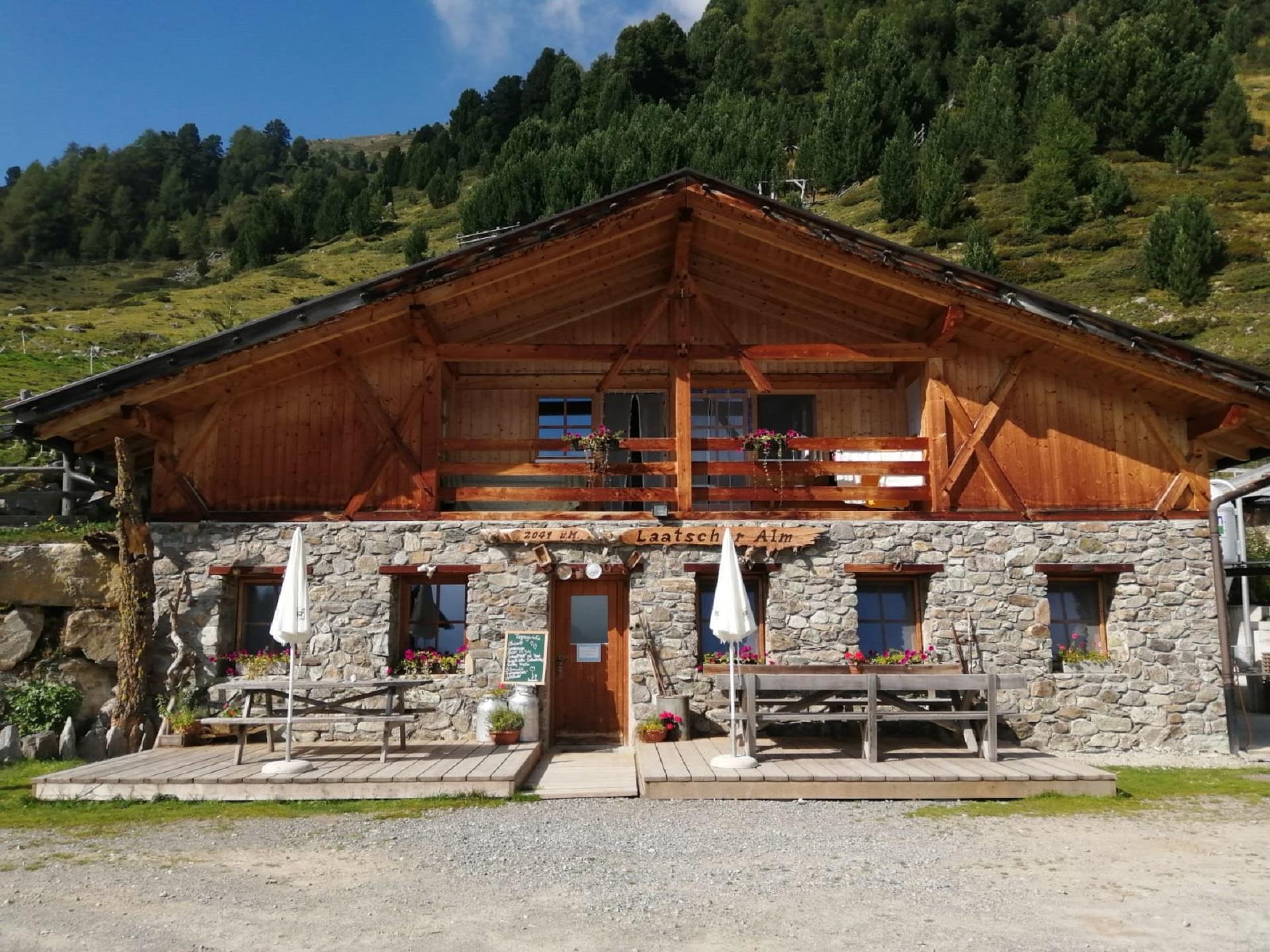 Malga di Laudes Malles 2 suedtirol.info