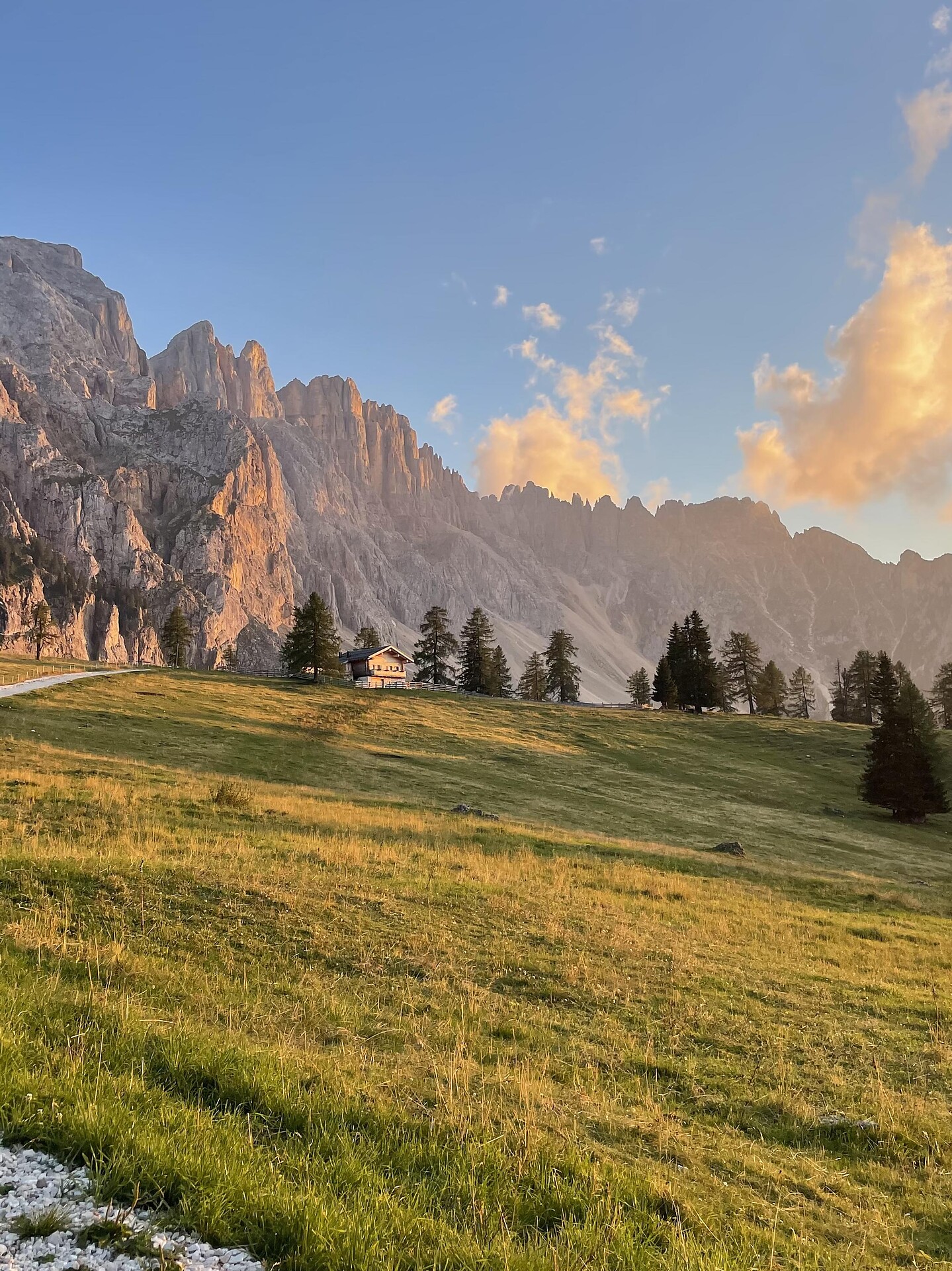 Latmor Alm - Dolomitenregion Eggental - #1 - suedtirol.info