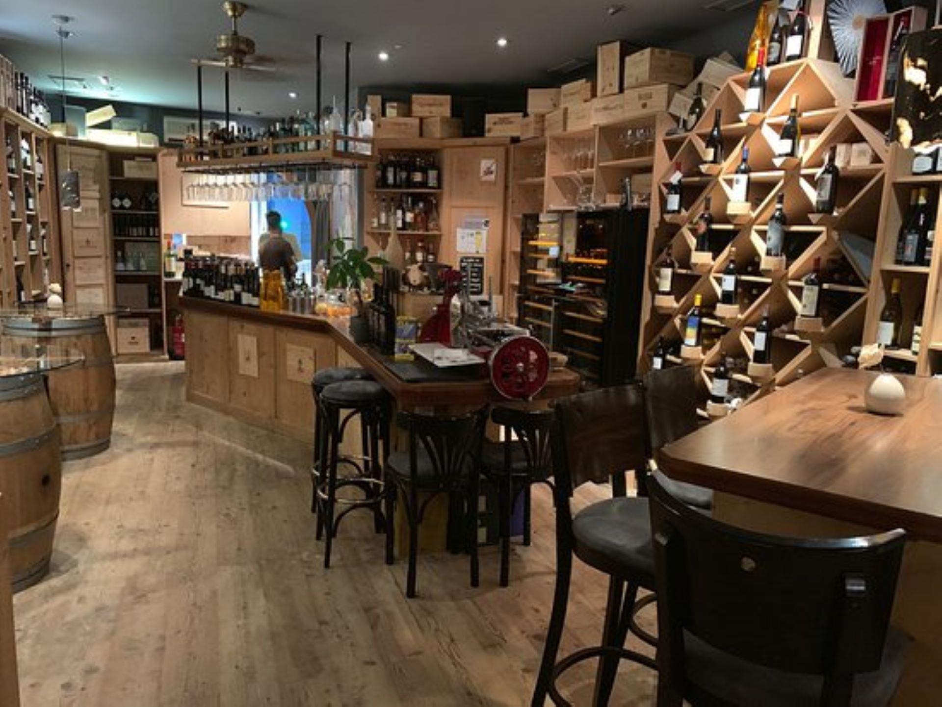 La Cërcia Vinotheque Ortisei 2 suedtirol.info