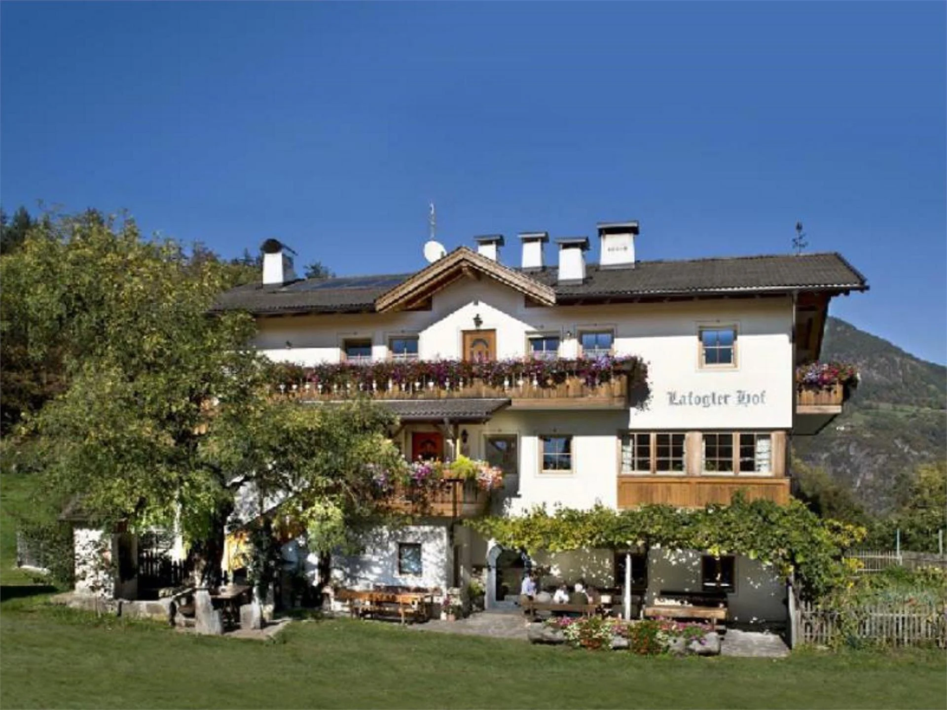 Lafoglerhof Kastelruth 1 suedtirol.info