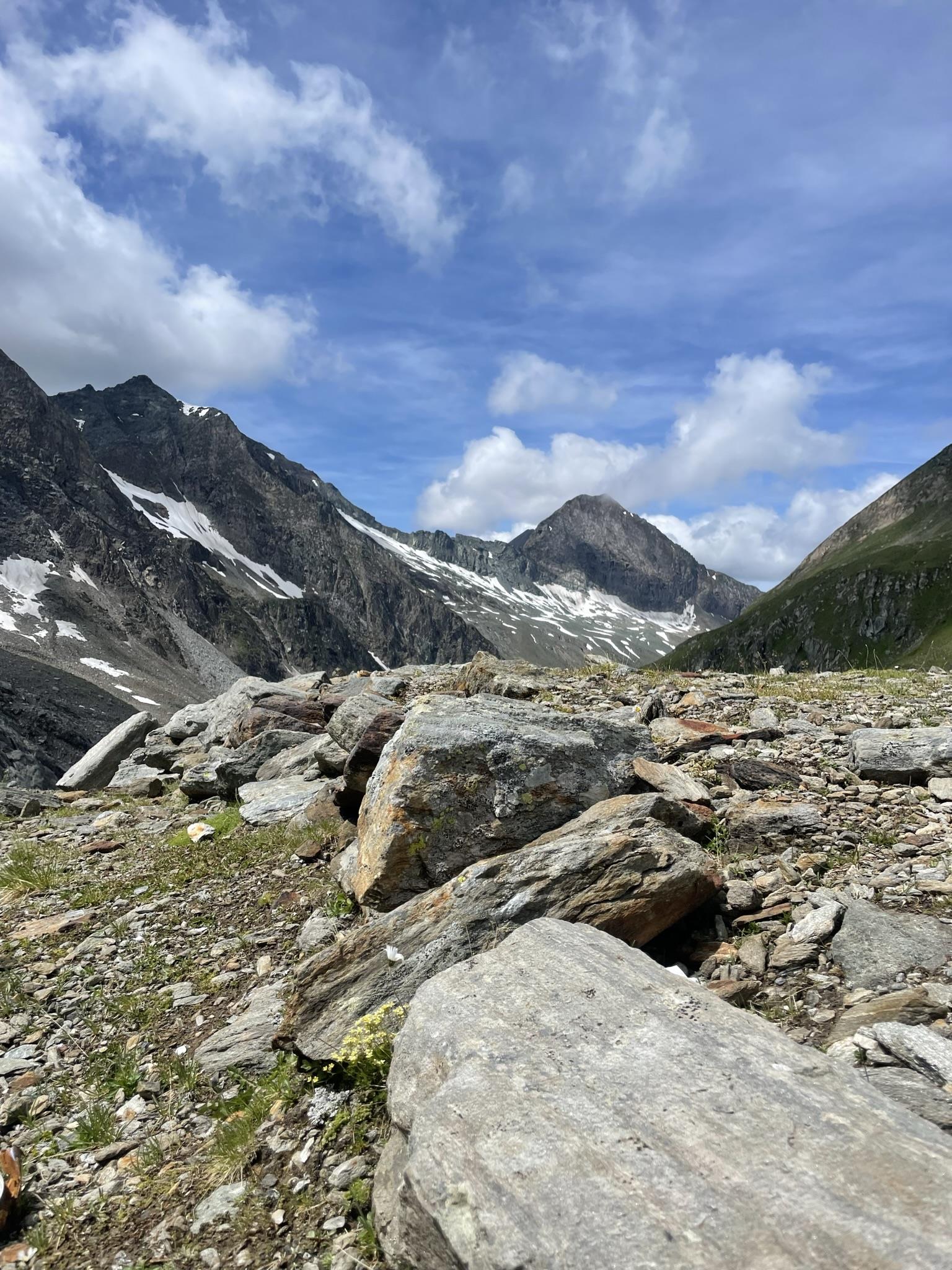 Rifugio Giogo Lungo-Lenkjöchlhütte hut Prettau/Predoi 6 suedtirol.info