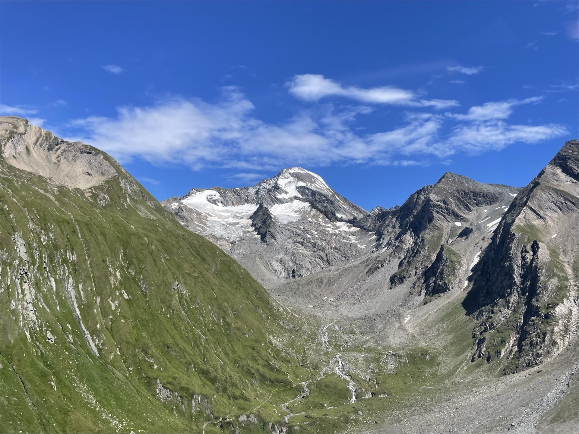 Rifugio Giogo Lungo-Lenkjöchlhütte hut Prettau/Predoi 3 suedtirol.info