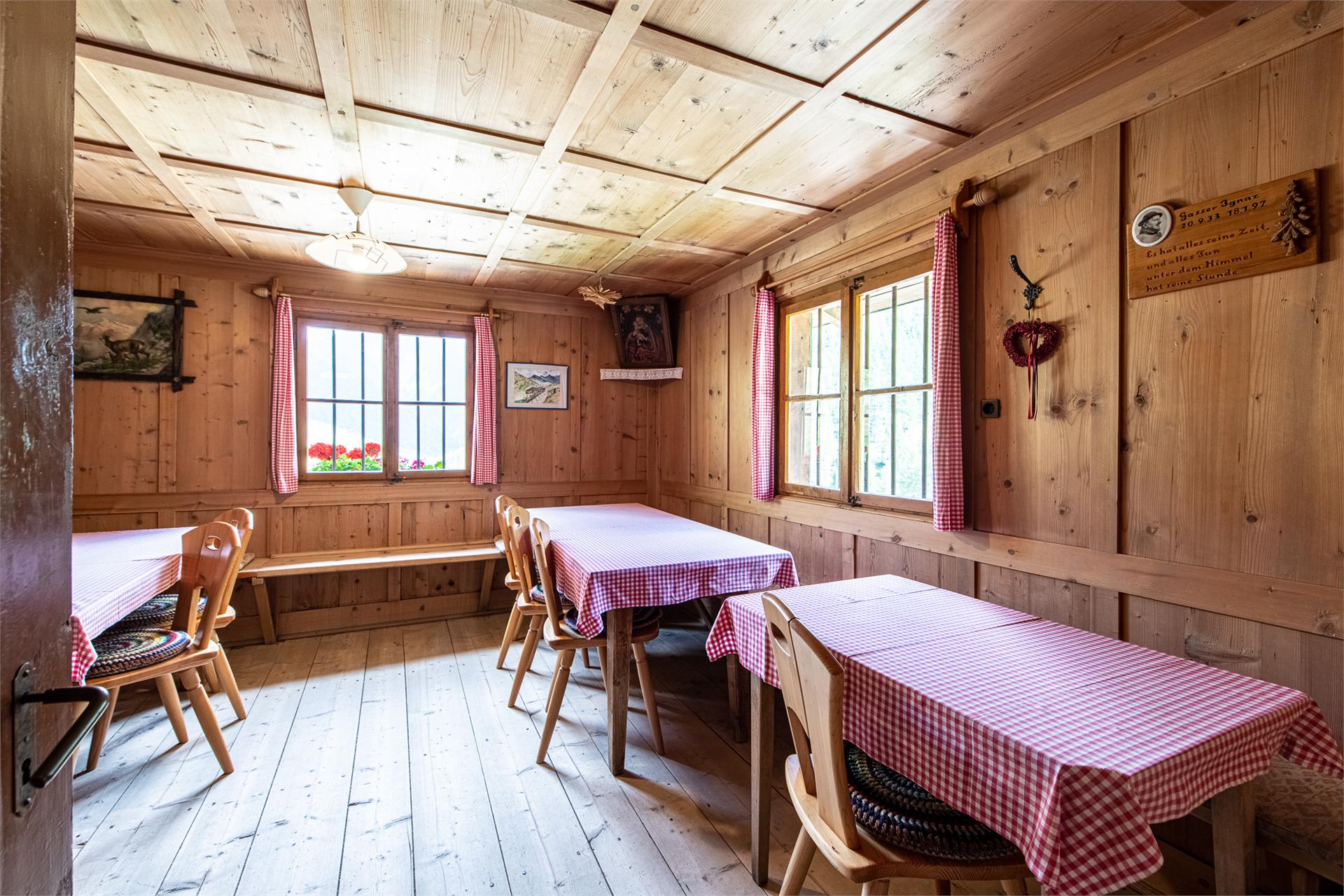 Mair am Tinkhof Alm hut Mühlwald/Selva dei Molini 2 suedtirol.info