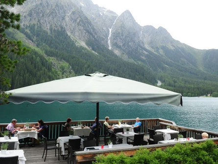 Mountain Lake Resort Seehaus Rasen-Antholz 2 suedtirol.info
