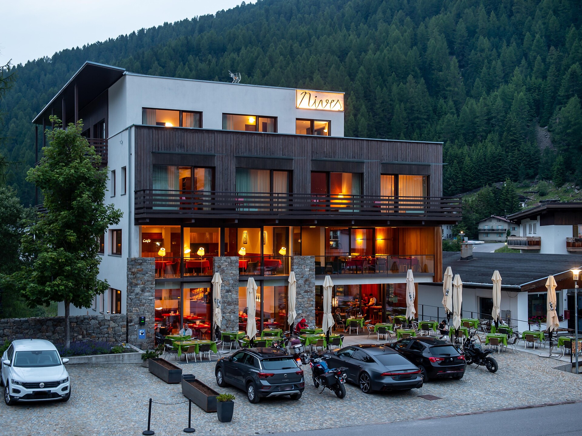 Hotel Nives