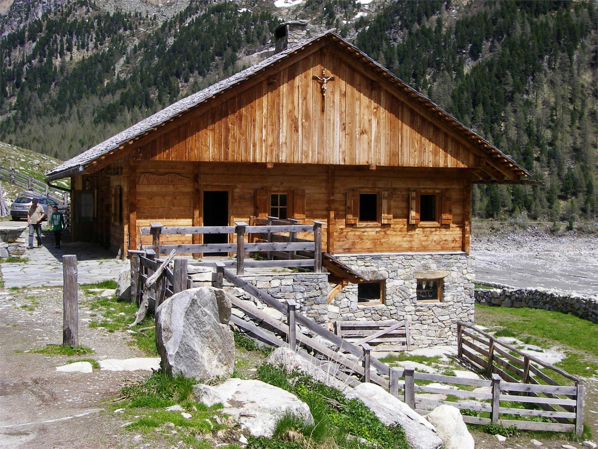 Neves Alm Mühlwald 1 suedtirol.info