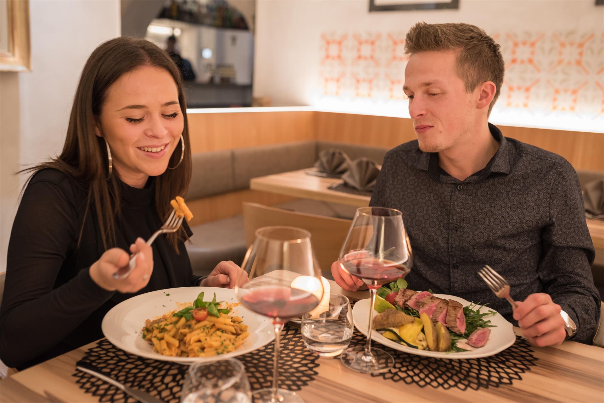 1280 Lamm’s Restaurant.Bar Sterzing/Vipiteno 8 suedtirol.info
