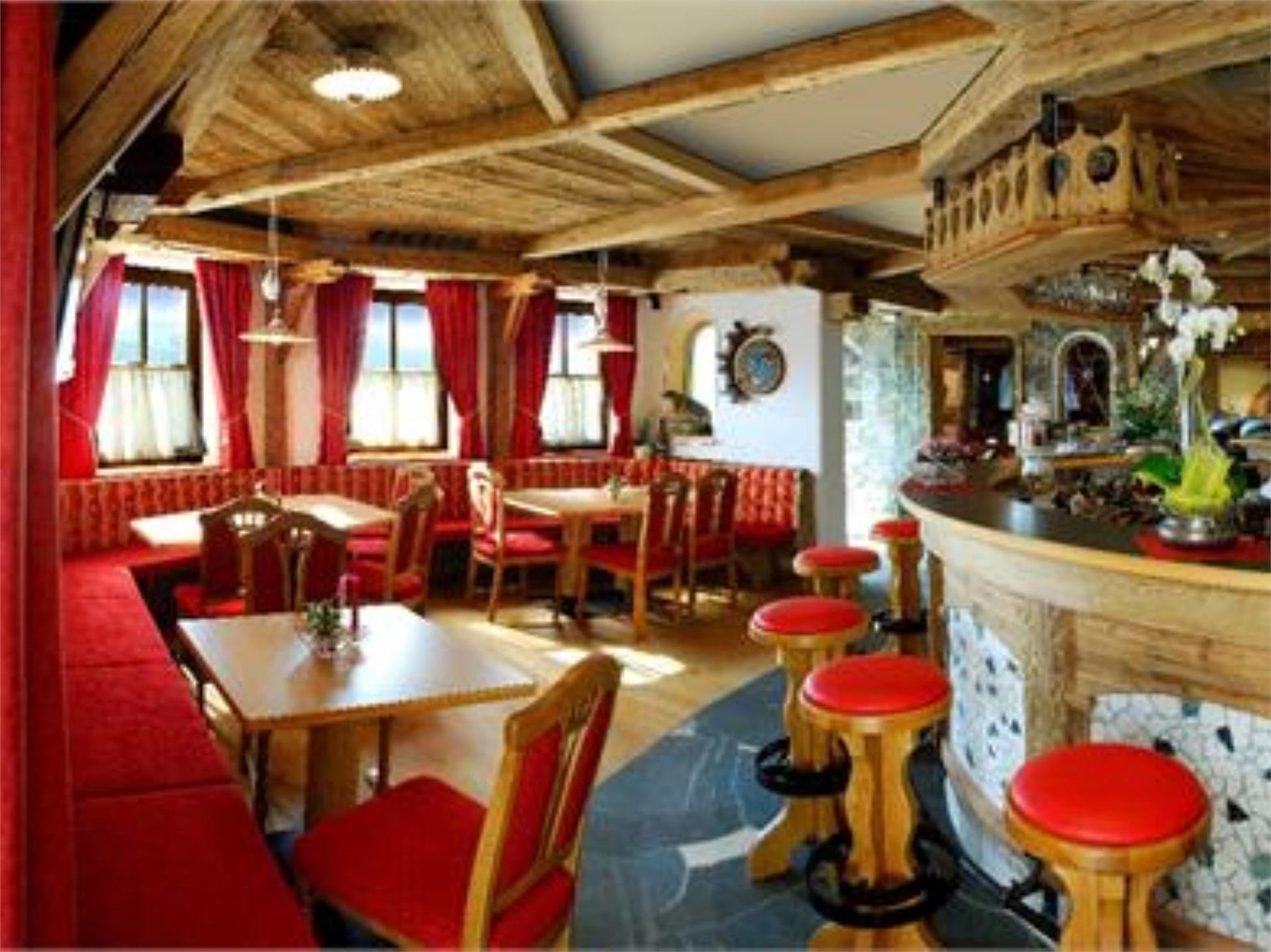 Pizzeria Rustika nella residence Gasser Villandro 1 suedtirol.info