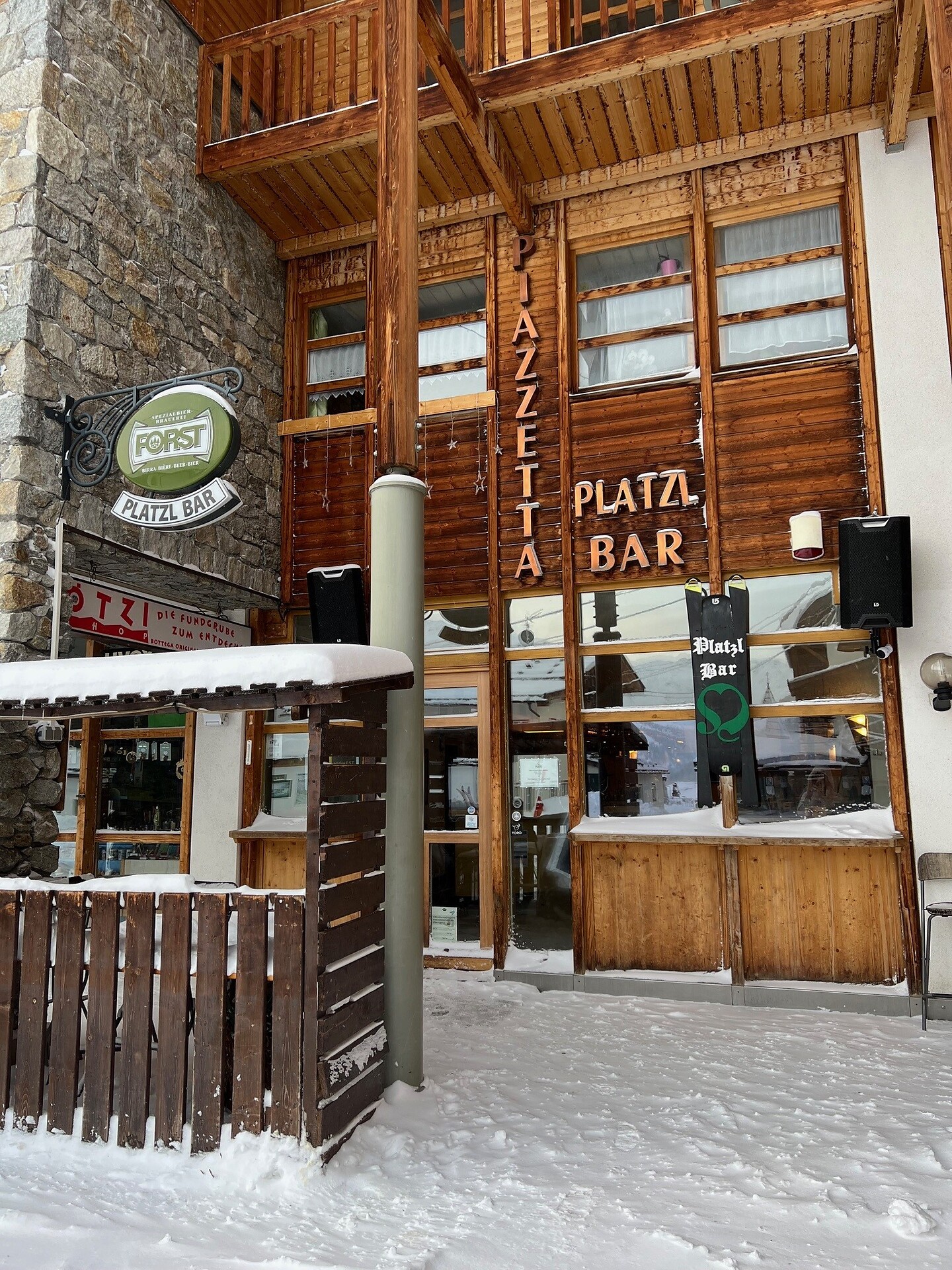 Platzl Bar - Vinschgau/Val Venosta - #3 - suedtirol.info