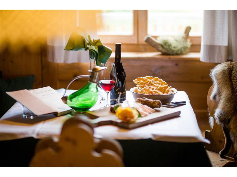 Pizzeria Zur Traube Montan/Montagna 1 suedtirol.info