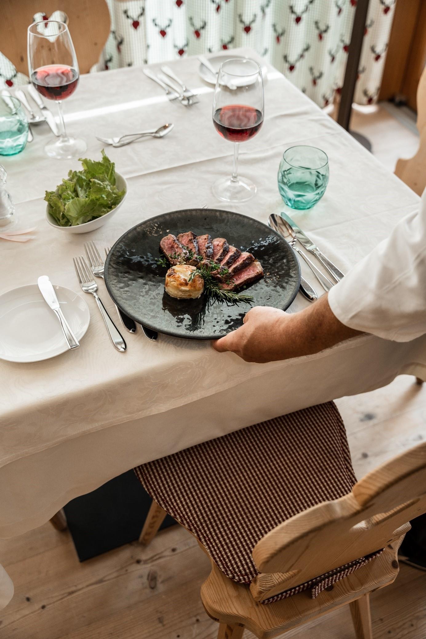 Ristorante Dolomites Nature Vigilerhof Castelrotto 4 suedtirol.info