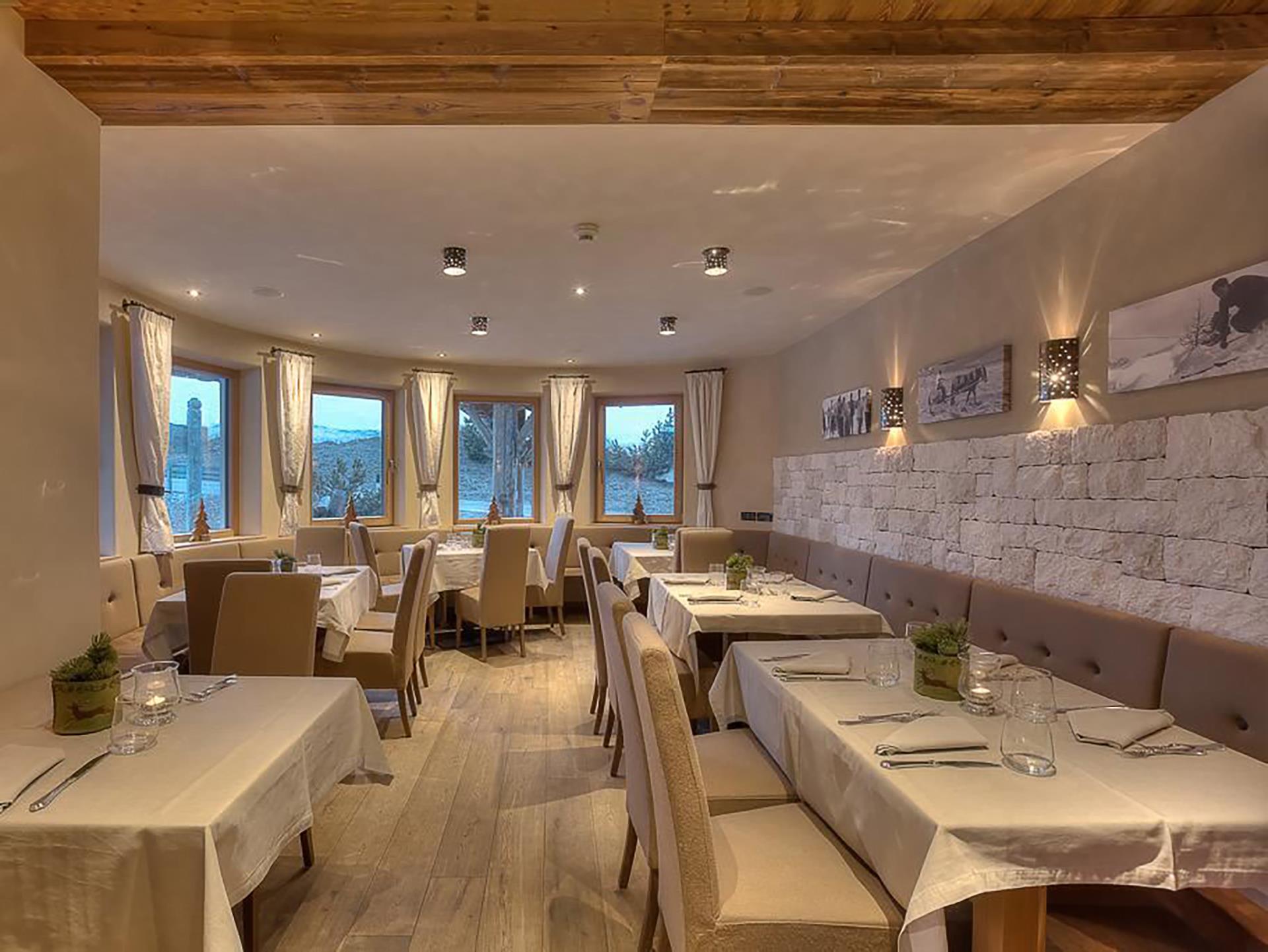 Ristorante Pizzeria Luianta Corvara 1 suedtirol.info