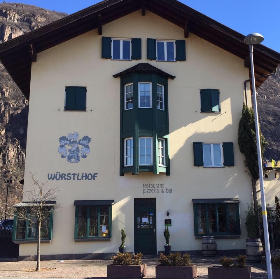 Ristorante Pizzeria Würstlhof Laives 9 suedtirol.info