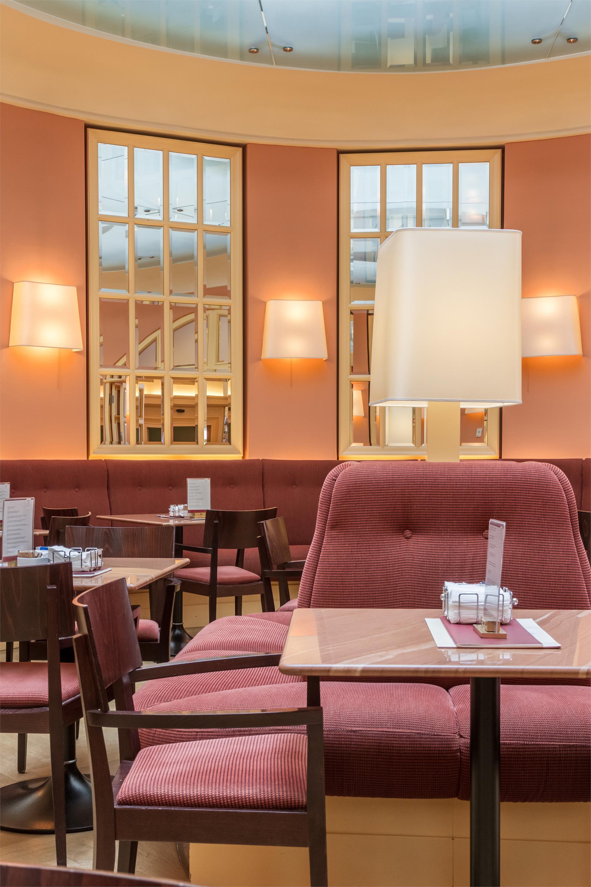 Restaurant Stadt Café Città Bozen 4 suedtirol.info