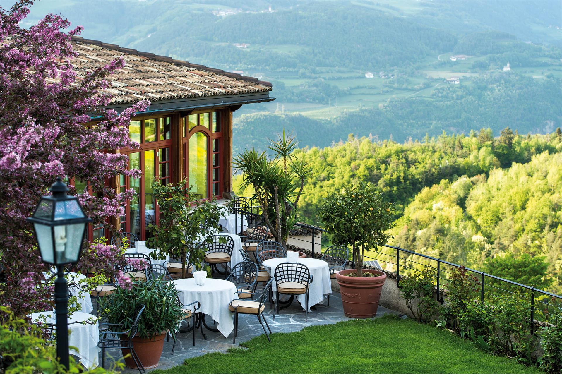 Romantik Hotel Turm Völs am Schlern 1 suedtirol.info