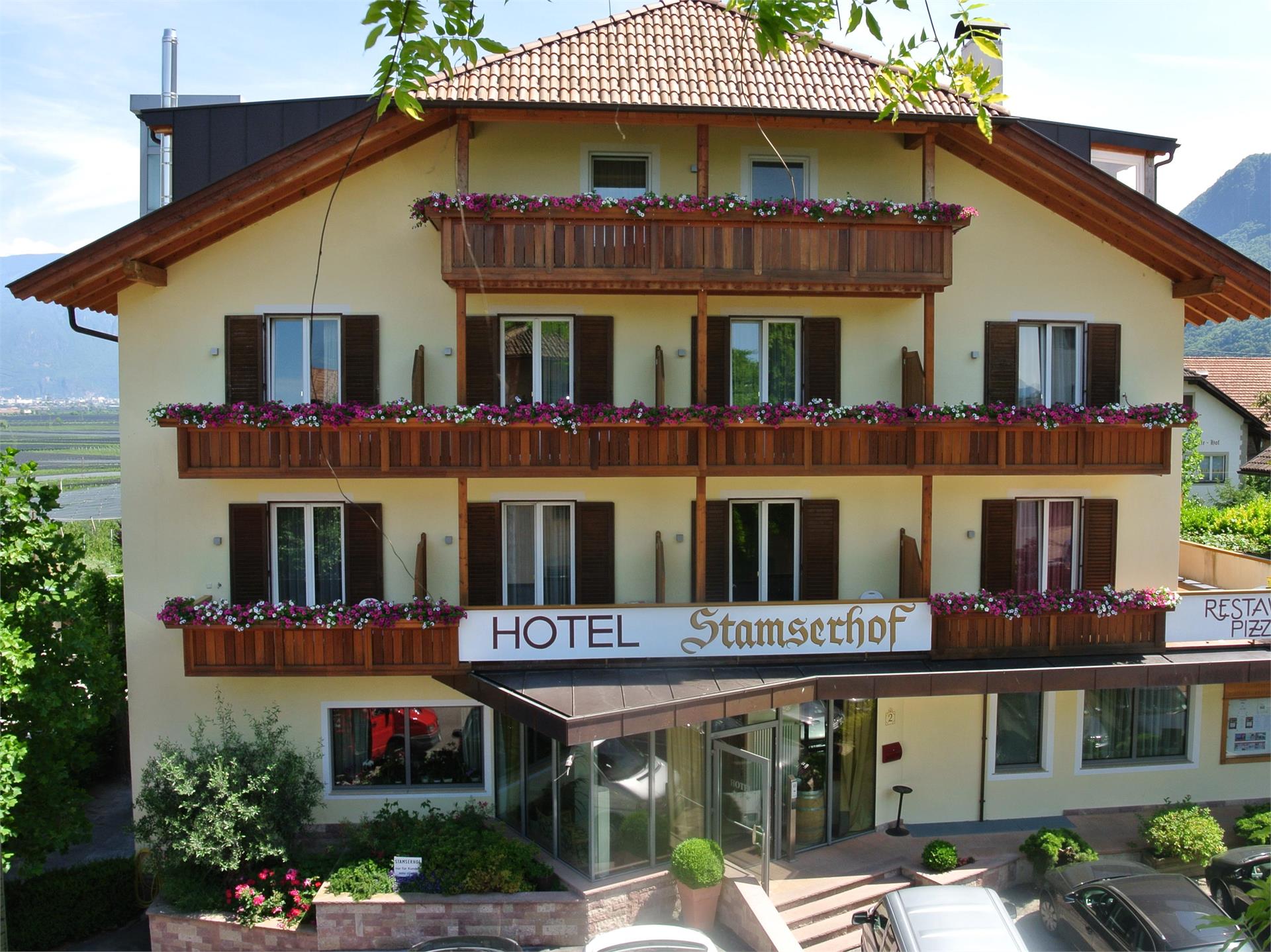 Restaurant Pizzeria Stamserhof Andrian 1 suedtirol.info