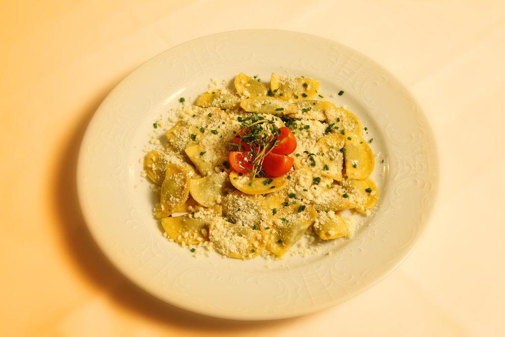 Ristorante Laubenkeller Merano 6 suedtirol.info