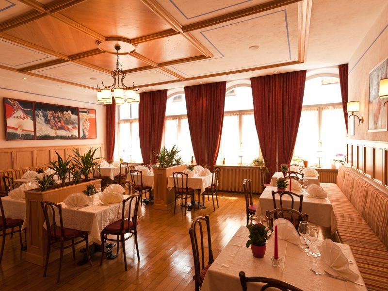 Restaurant Emma - Historic Hotel Niederdorf/Villabassa 7 suedtirol.info