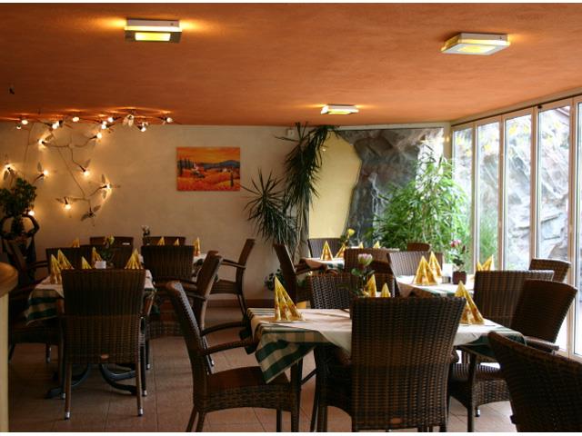 Ristorante Pizzeria Mausefalle Campo Tures 6 suedtirol.info