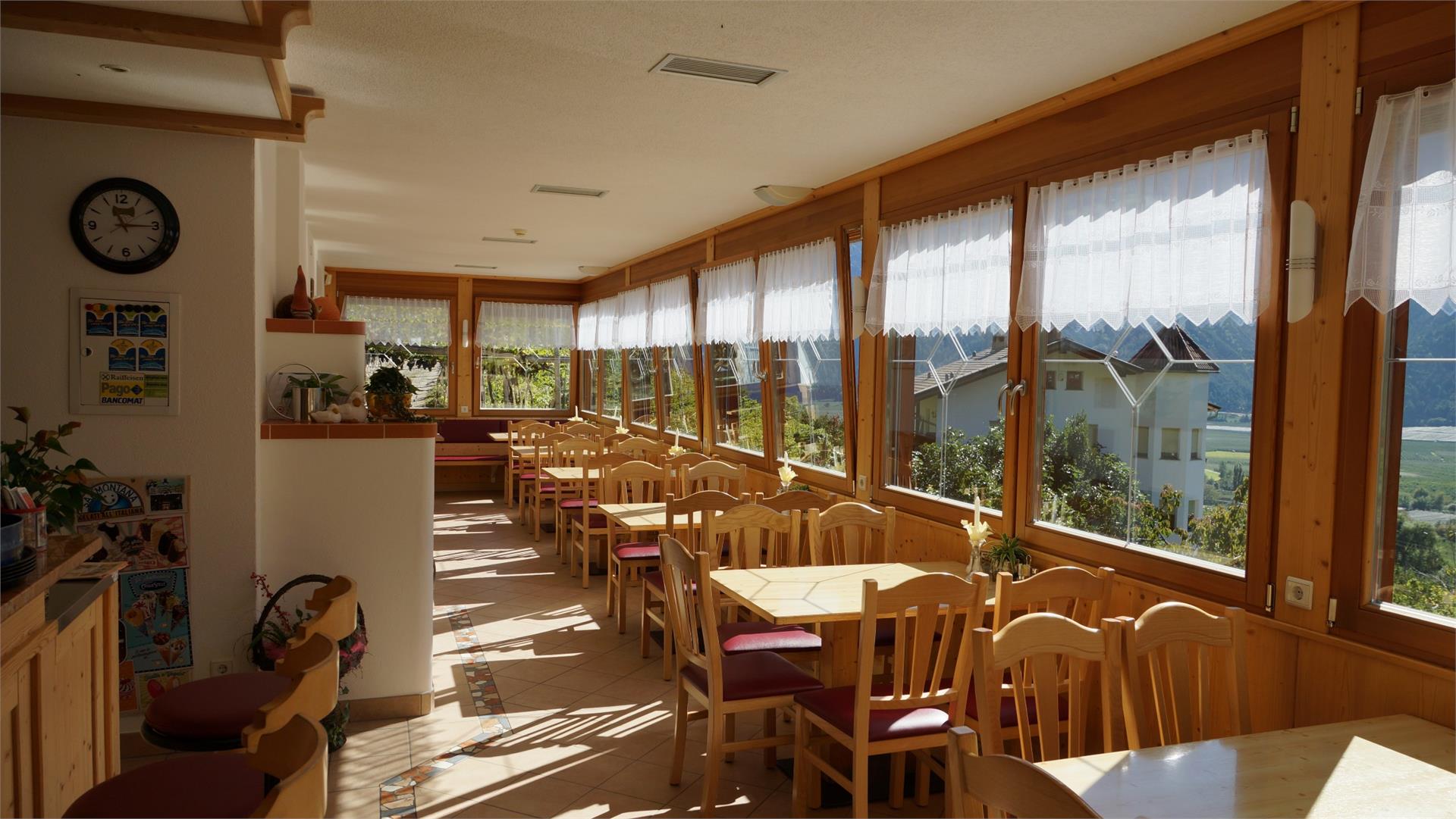 Restaurant Weinberghof Naturns 9 suedtirol.info