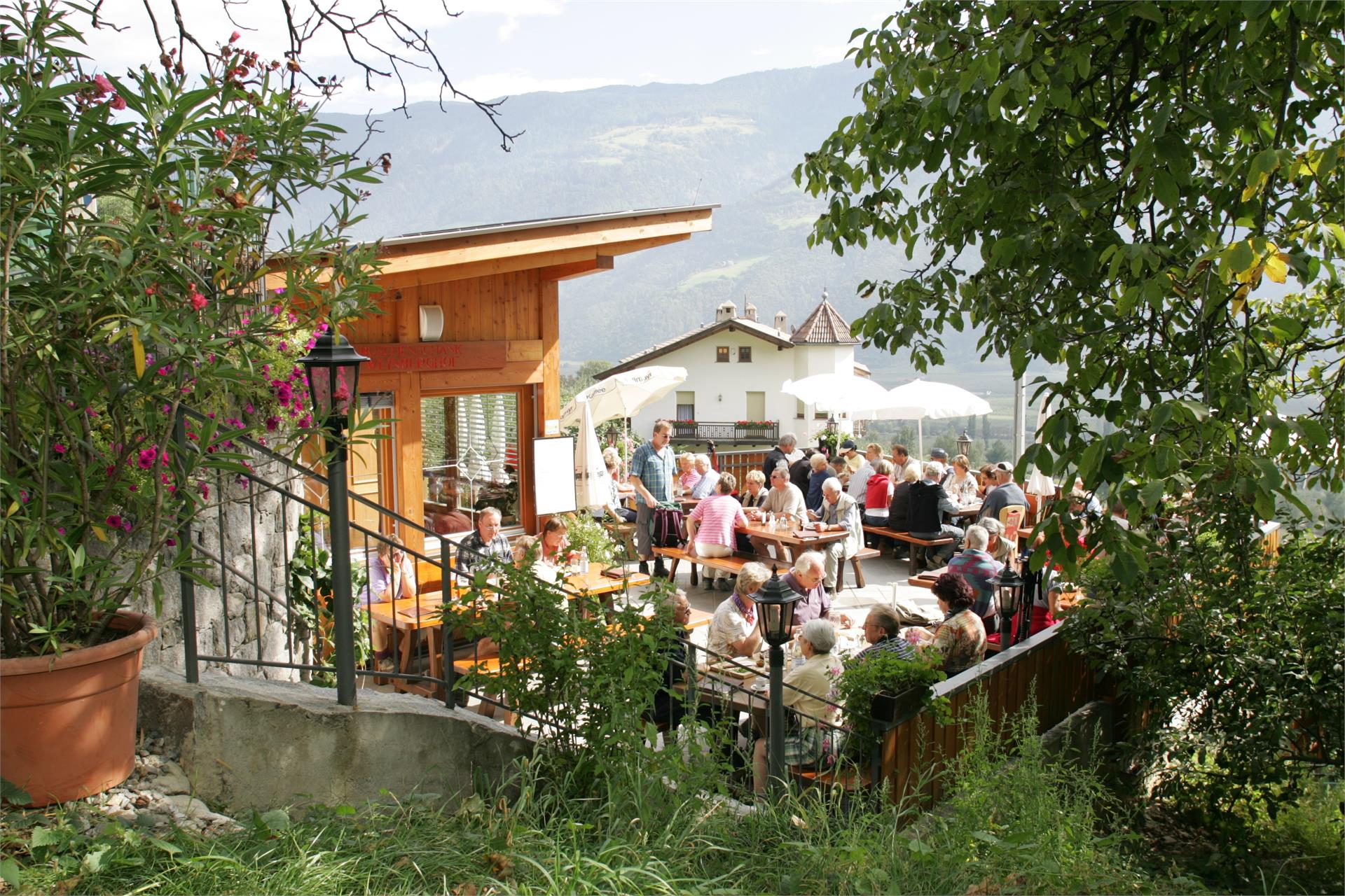 Restaurant Weinberghof Naturns 3 suedtirol.info