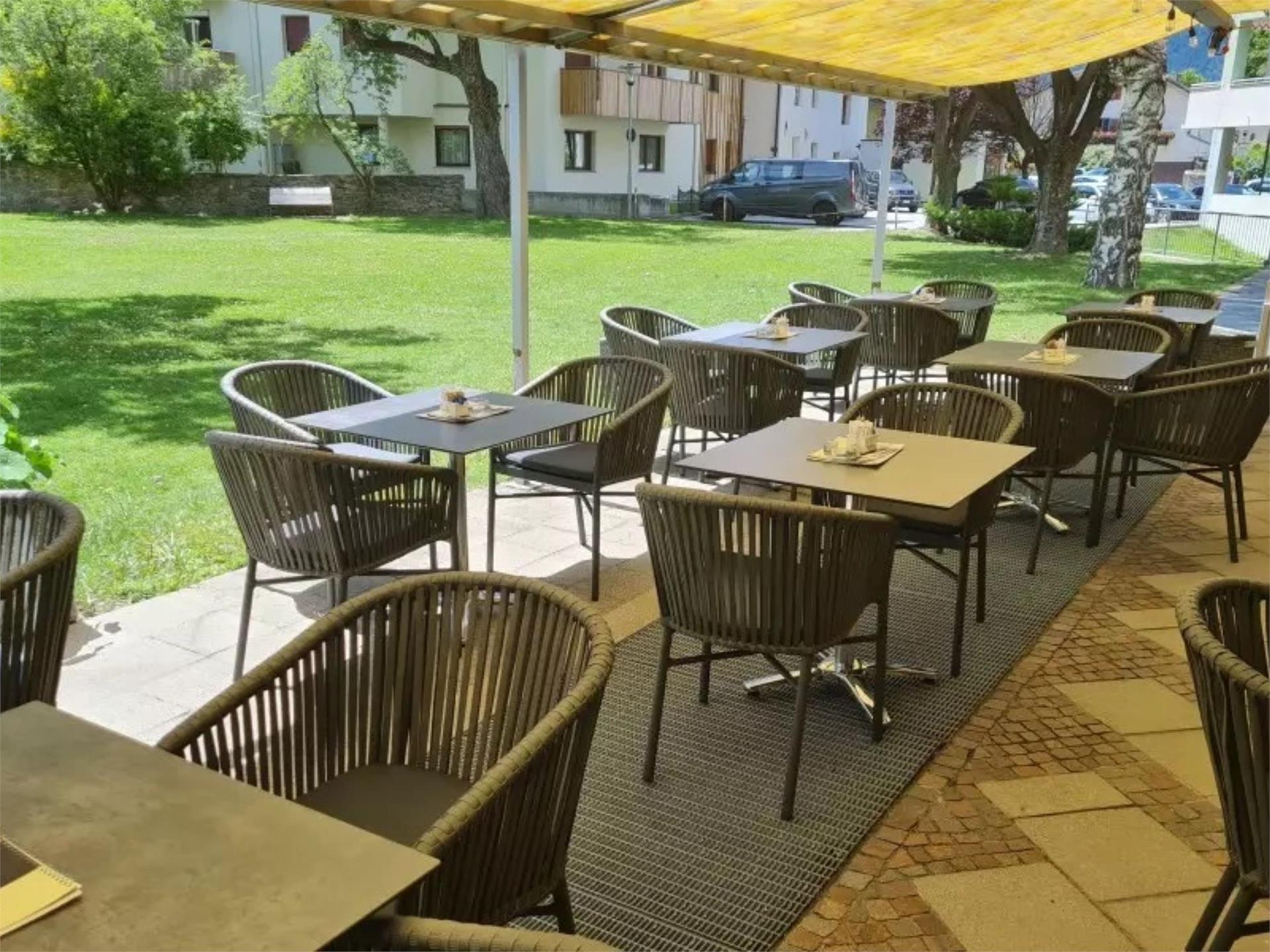 Rathaus Cafe Laces 1 suedtirol.info