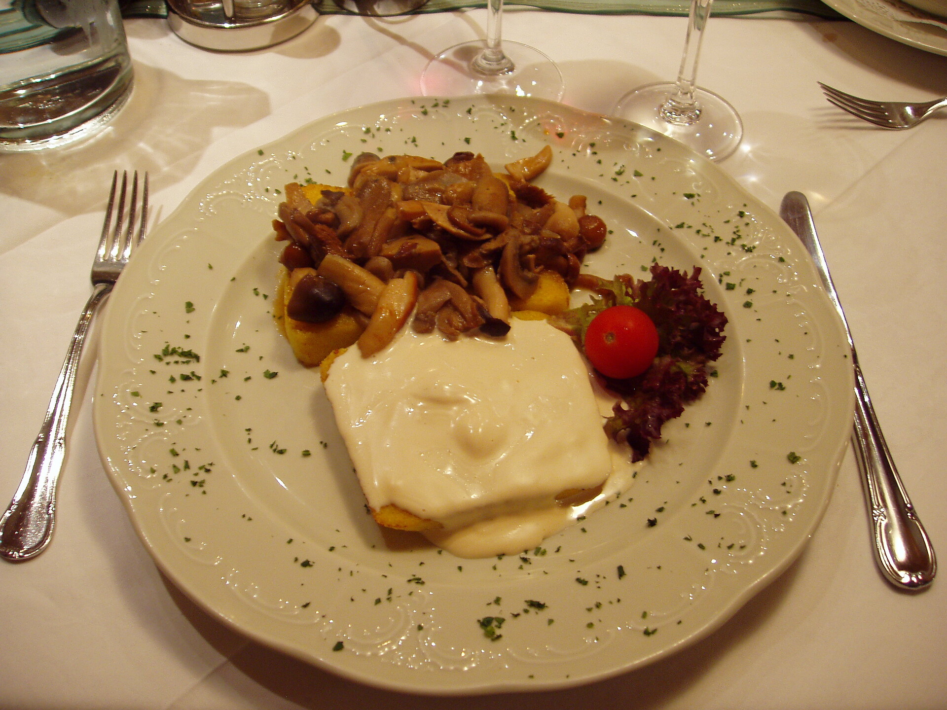 Restaurant Grüner Schnals Polenta with mushrooms and cheese sauce