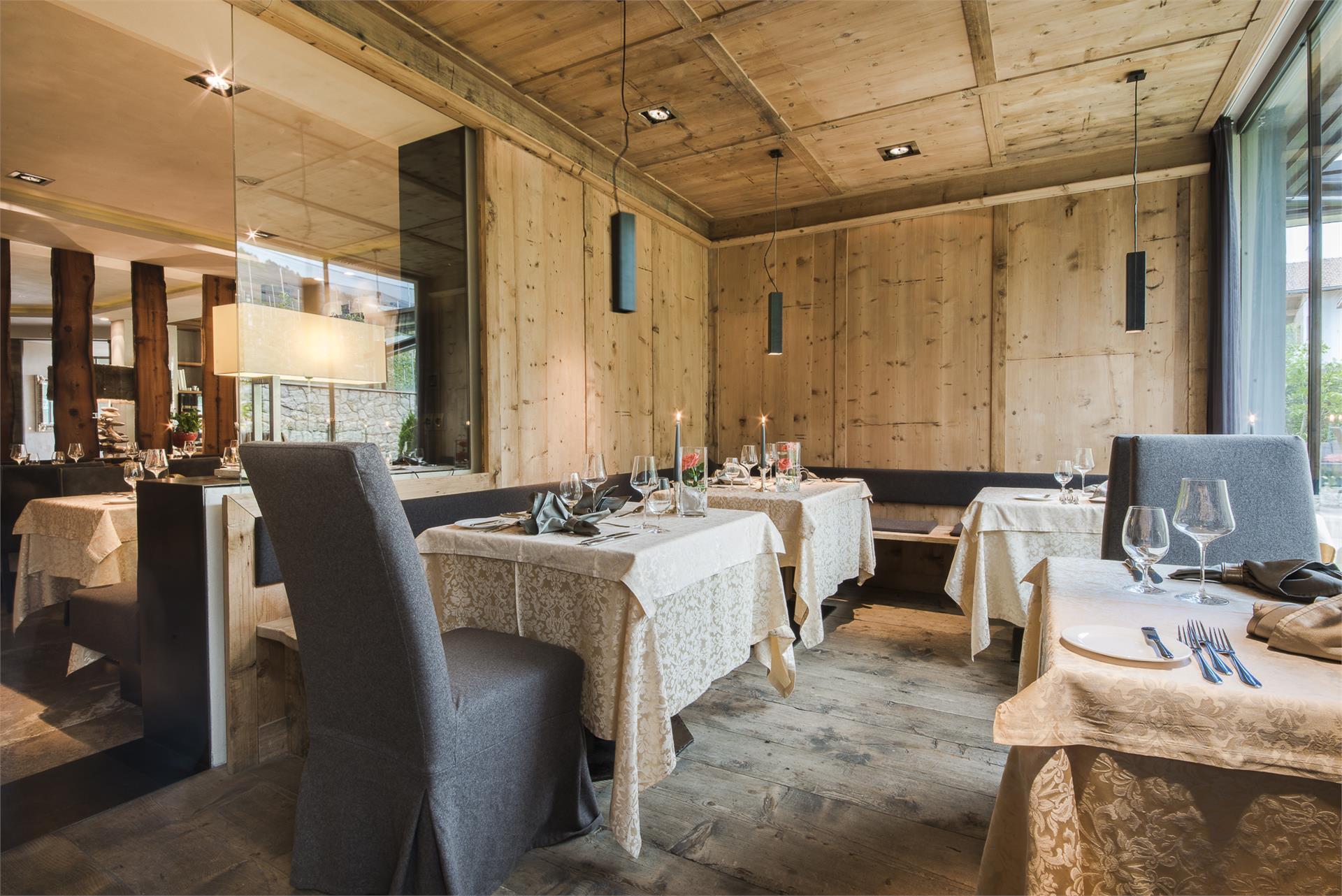 Restaurant Kirchsteiger Lana 2 suedtirol.info