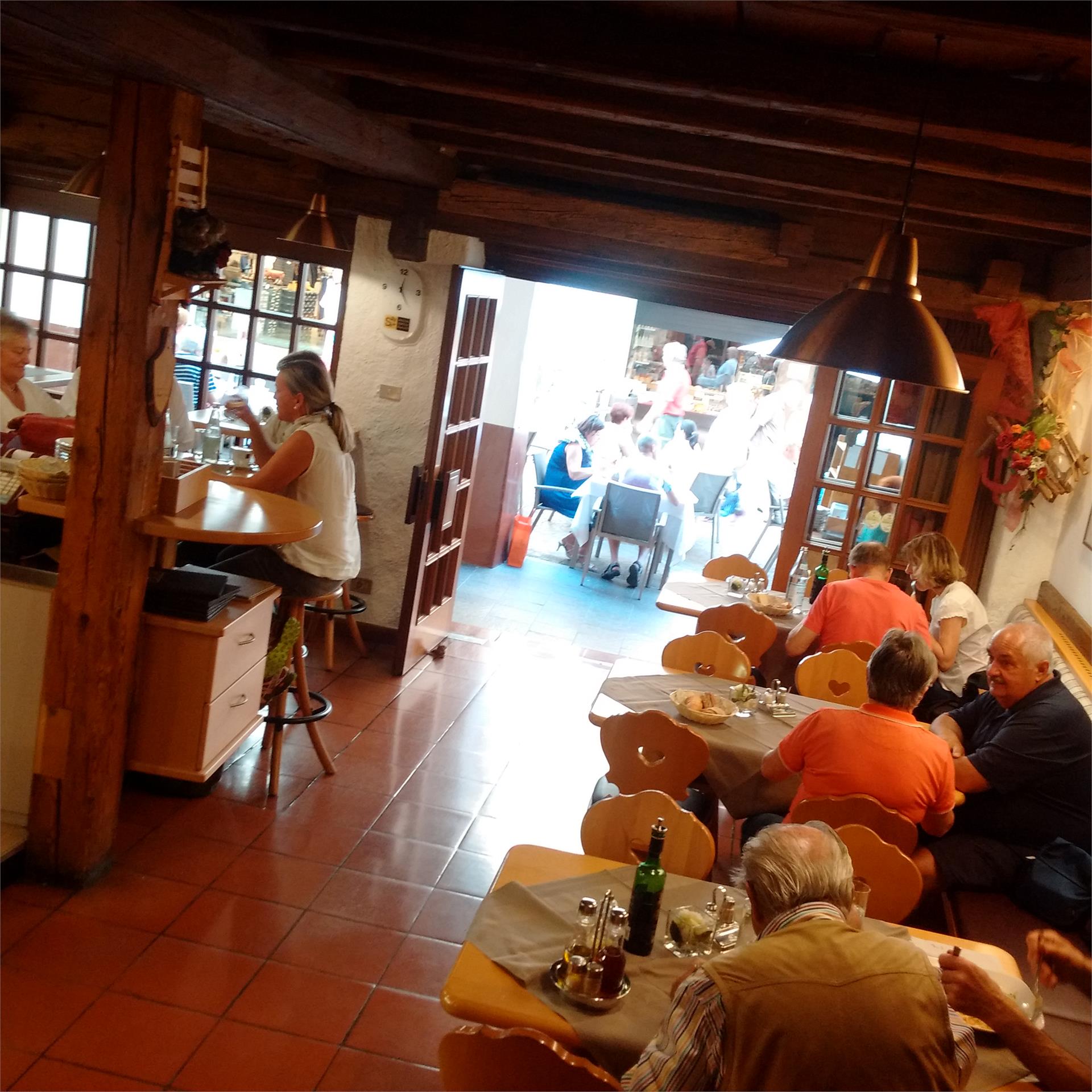 Ristorante "Hasen Jos" Merano 2 suedtirol.info
