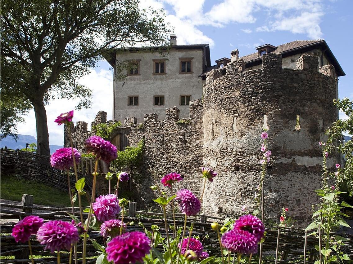 Castel Flavon