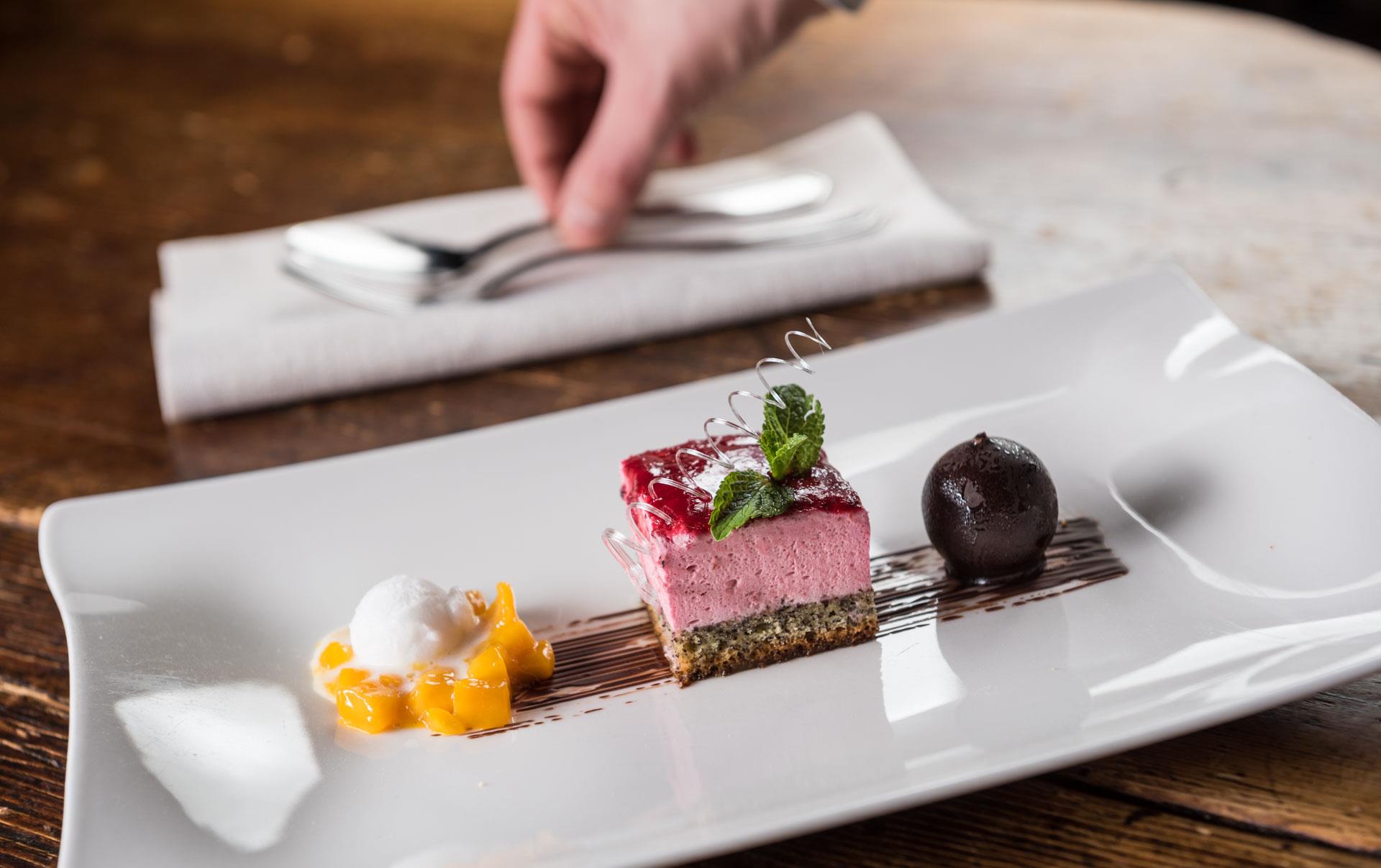 Restaurant Künstlerstübele Finsterwirt Brixen 9 suedtirol.info