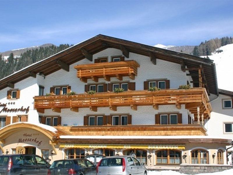 Ristorante Pizzeria Mooserhof Sesto 3 suedtirol.info