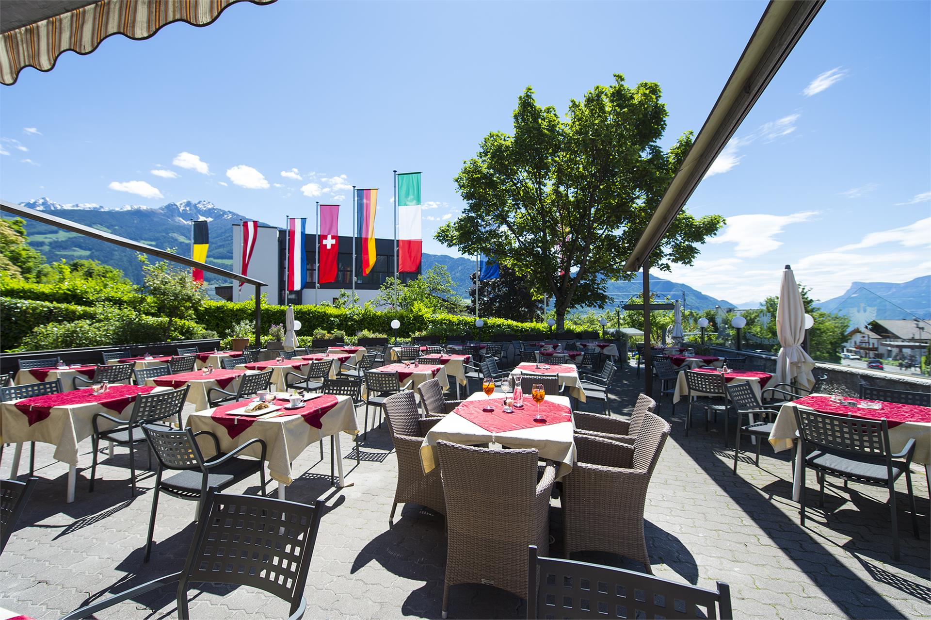 Ristorante Zum Tiroler Adler Tirolo 2 suedtirol.info