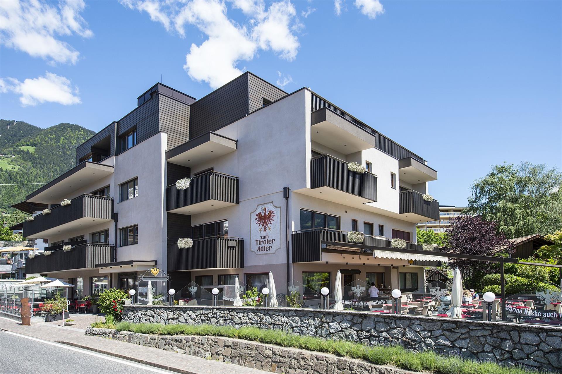 Ristorante Zum Tiroler Adler Tirolo 5 suedtirol.info