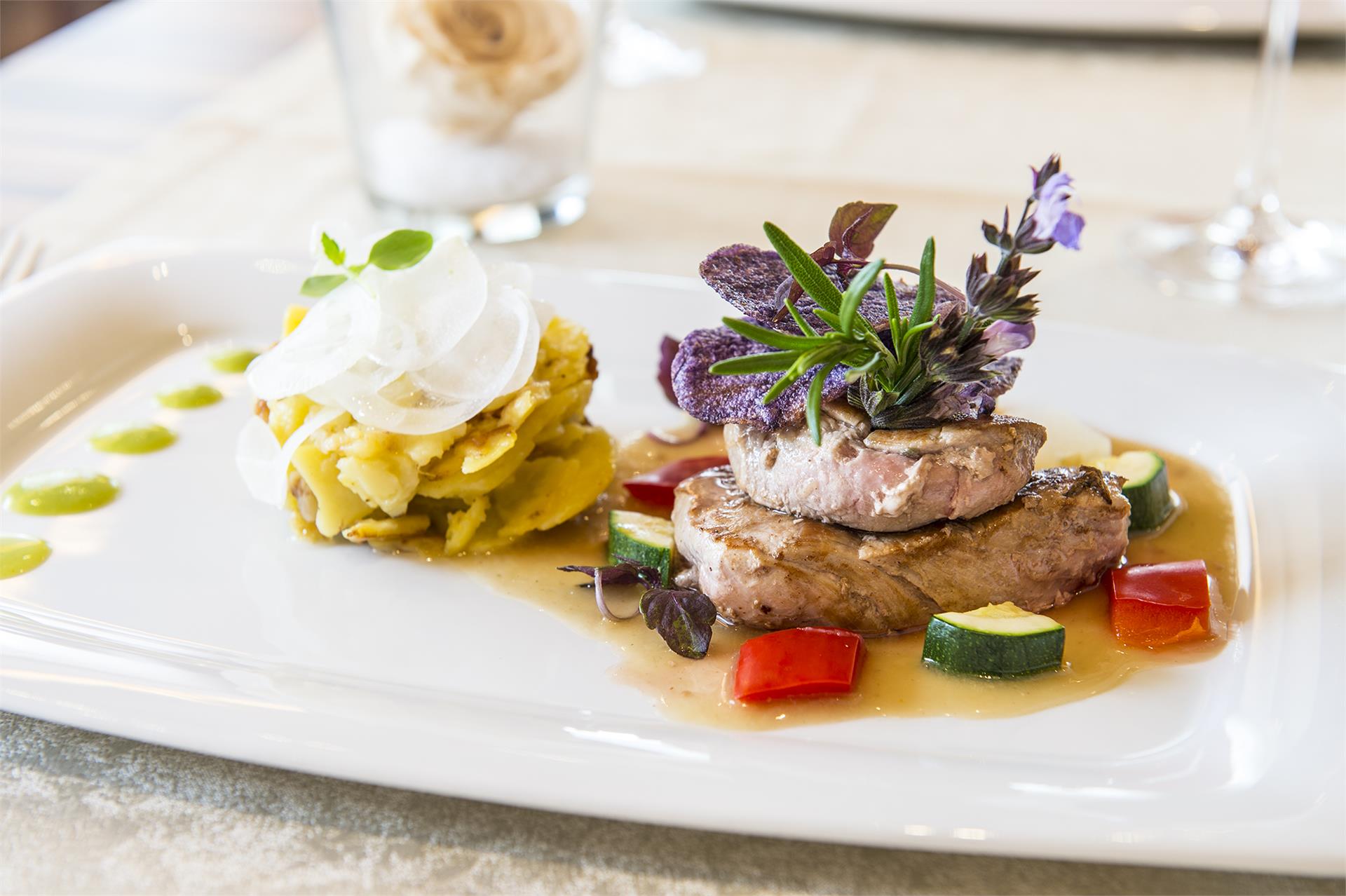 Ristorante Zum Tiroler Adler Tirolo 1 suedtirol.info
